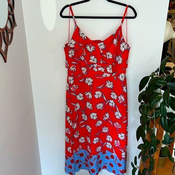 London Times red floral cold shoulder midi dress - Picture 3 of 7